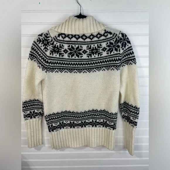 J. Crew Black & Cream Long Sleeve Snowflake Collared Sweater Medium Women’s GUC - Picture 2 of 10
